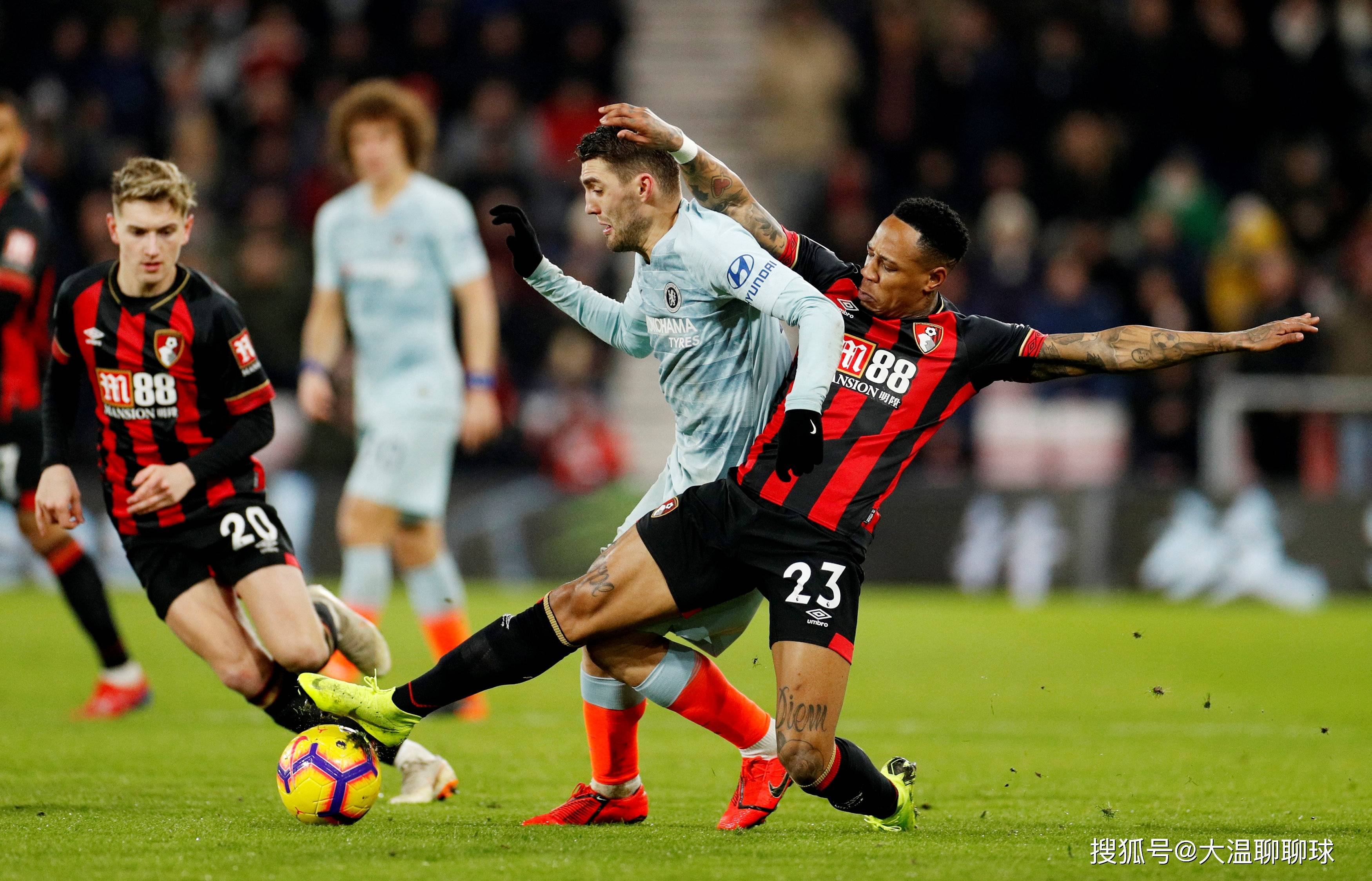 伯恩茅斯球队联赛战绩不佳:主教练调整战术的简单介绍 伯恩茅斯球队联赛战绩不佳:主教练调整战术的简单介绍