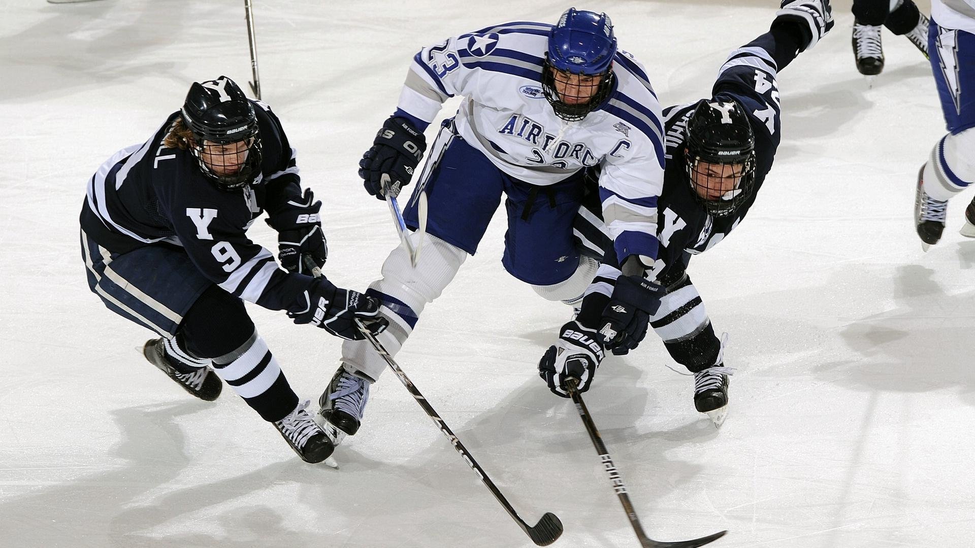 阿什拉夫爆发难救主,芬兰火力全开压制多特蒙德